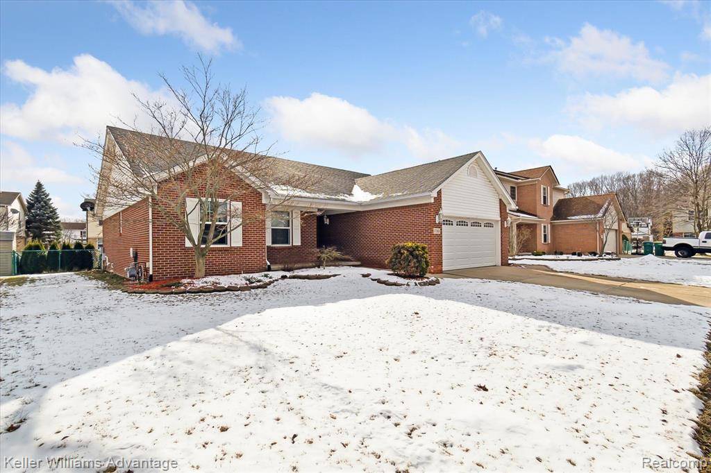 17301 BUCKEYE LANE, Brownstown Twp, MI 48174
