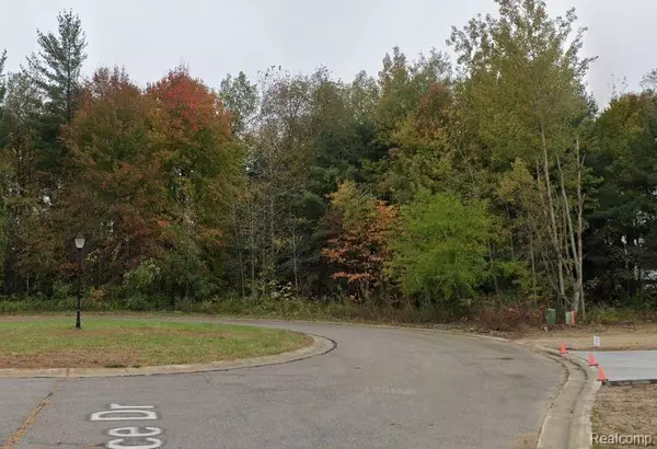 Port Huron, MI 48060,3115 SPRUCE Drive