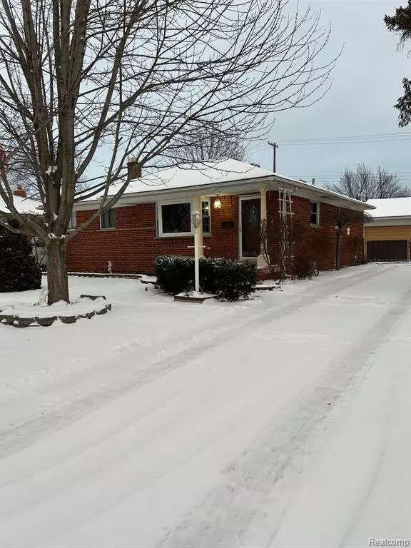 Livonia, MI 48150,8878 MERRIMAN Road