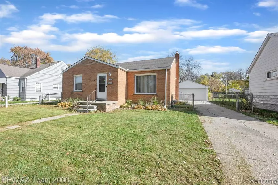 23036 RAUSCH Avenue, Eastpointe, MI 48021