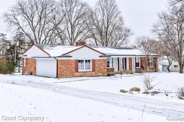 6332 CANMOOR Drive, Troy, MI 48098