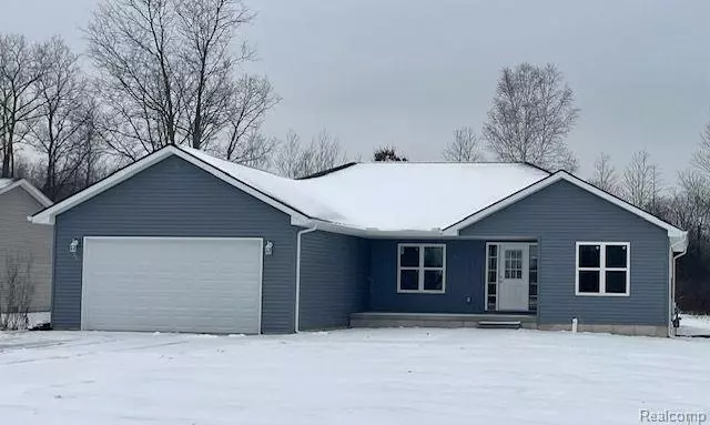 1681 Allen Rd, Kimball Twp, MI 48074