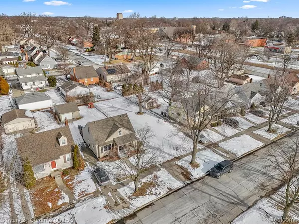 Dearborn, MI 48124,24100 CHICAGO Street