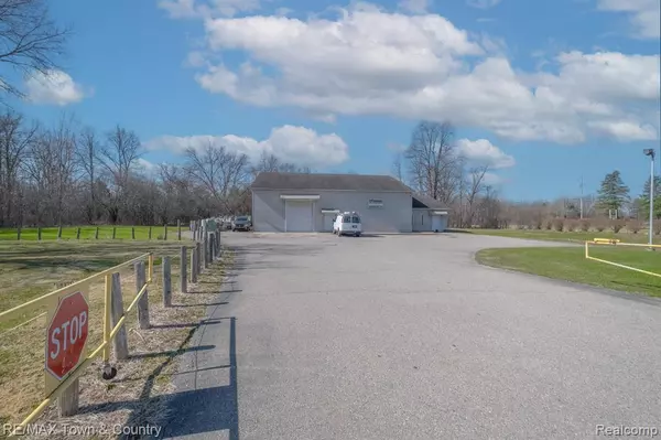 Flint Twp, MI 48504,2170 LAVELLE Road