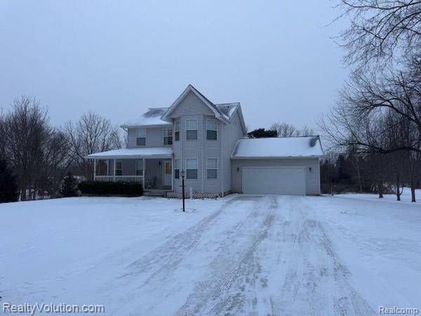 1533 PLEASANT Street, Lapeer, MI 48446