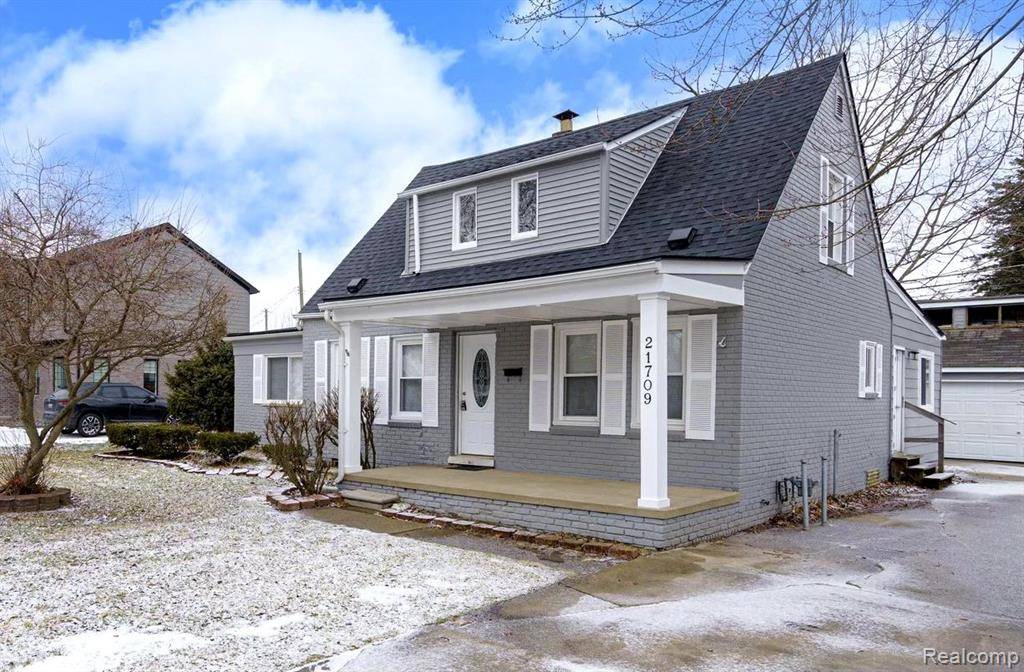 21709 HARPER LAKE Avenue,  St. Clair Shores,  MI 48080
