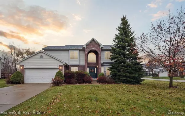 Ann Arbor, MI 48103,5979 CEDAR RIDGE Drive