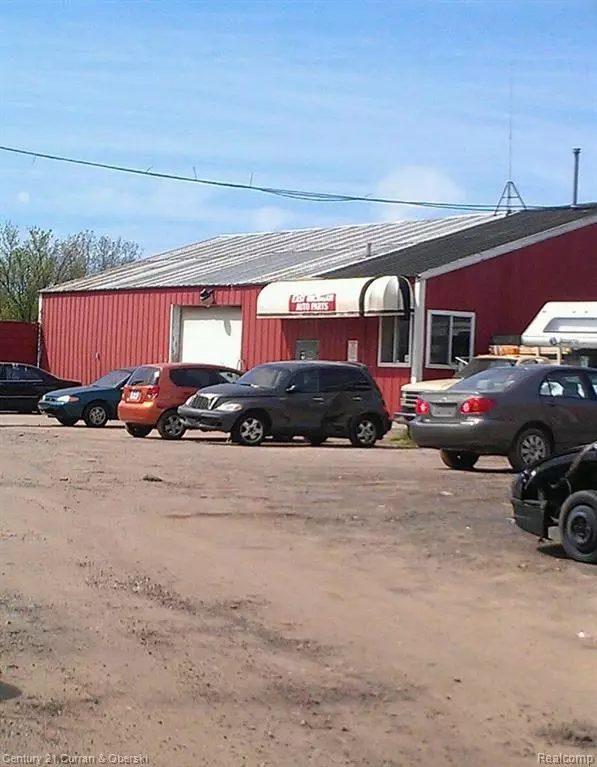 2494 E MICHIGAN Avenue, Ypsilanti Twp, MI 48198