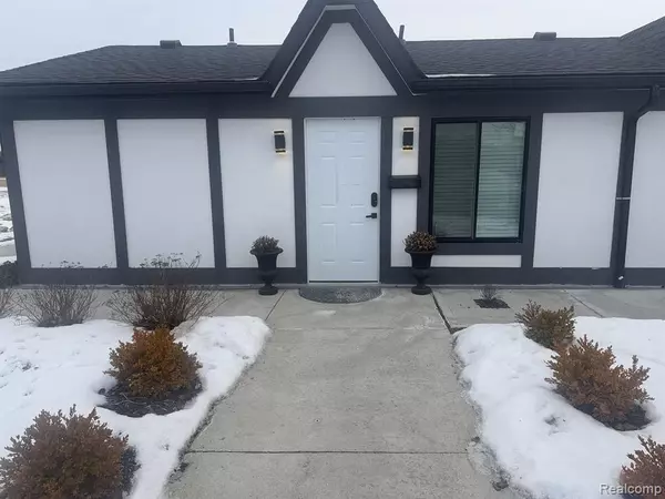 Flint Twp, MI 48532,1440 N LINDEN Road 4916