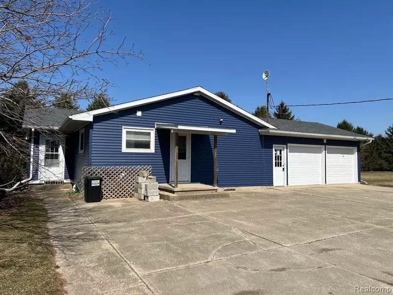 85 S PINNEBOG Road, Colfax Twp, MI 48413