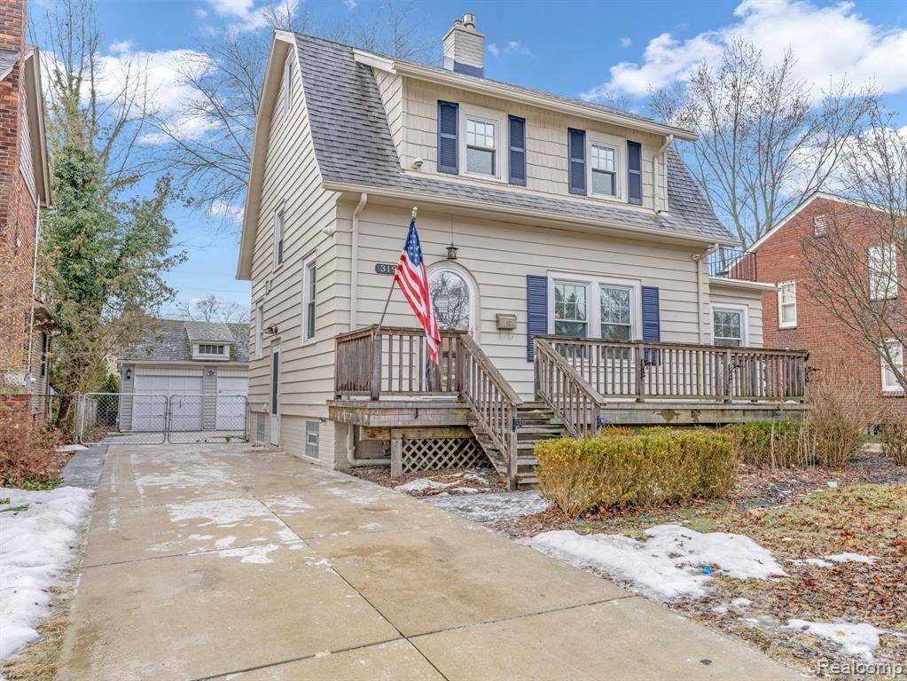 319 HILLCREST Avenue, Grosse Pointe Farms, MI 48236