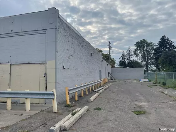 Detroit, MI 48217,301 S OAKWOOD