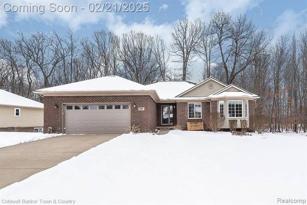 289 CRYSTAL, Howell, MI 48843