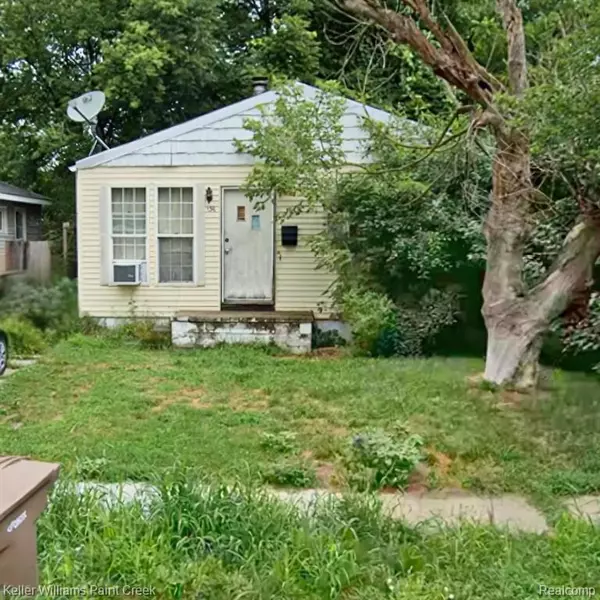 136 W NEW YORK Avenue, Pontiac, MI 48340