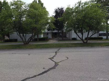 Flint Twp, MI 48532,1235 SAGEBRUSH