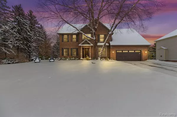 7997 BROOKWOOD Drive, Clarkston, MI 48348