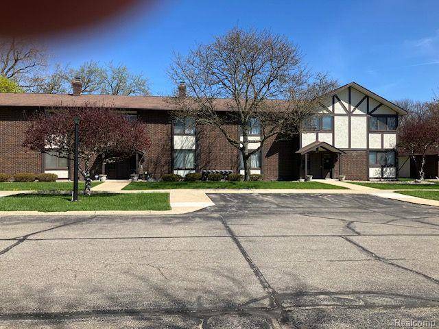 3806 WROXTON Drive 2,  Flint Twp,  MI 48532