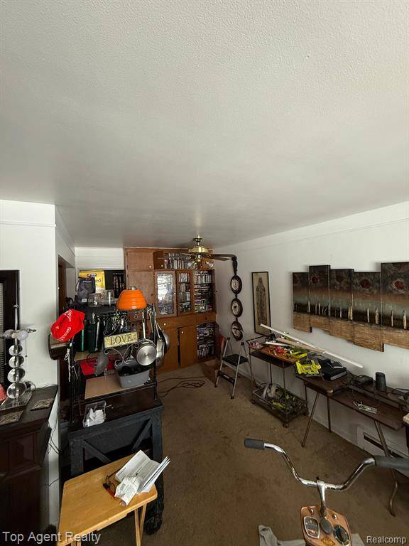 Eastpointe, MI 48021,22444 S KELLY Road 6