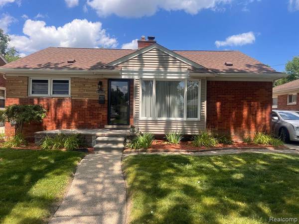 21751 EDMUNTON Street, St. Clair Shores, MI 48080