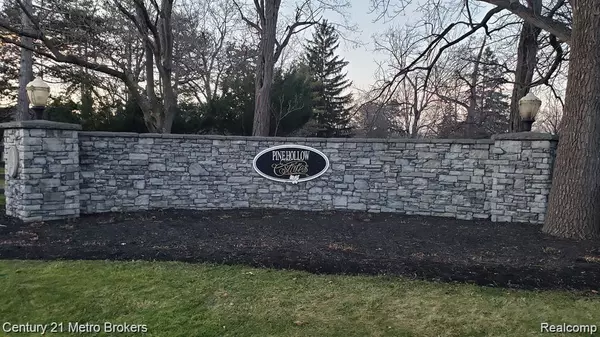 6324 Bridle Path, Grand Blanc Twp, MI 48439