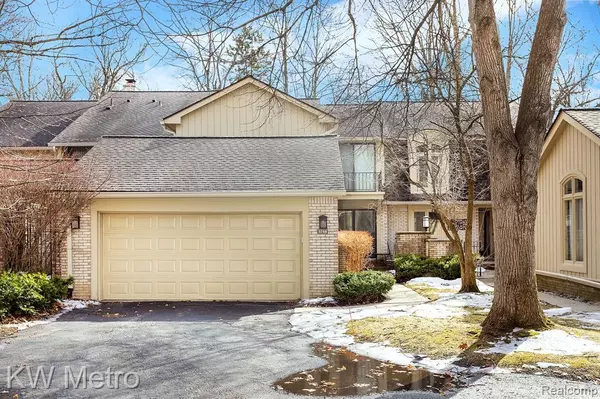 1218 S TIMBERVIEW Trail, Bloomfield Hills, MI 48304