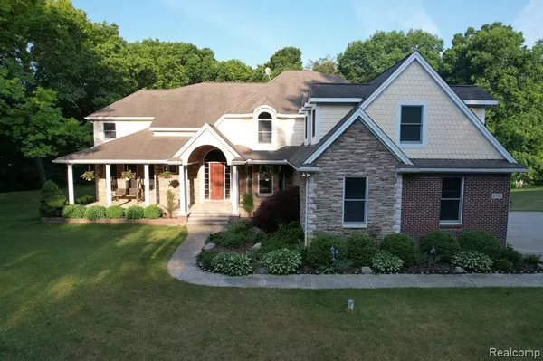 1091 N KELLOGG Road, Oceola Twp, MI 48843