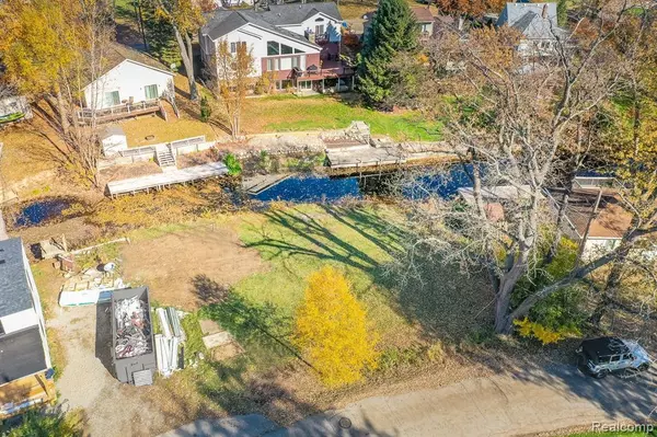 Waterford Twp, MI 48328,0000 Cheyenne