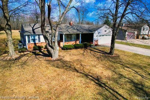 Troy, MI 48098,272 ASPINWALL Drive
