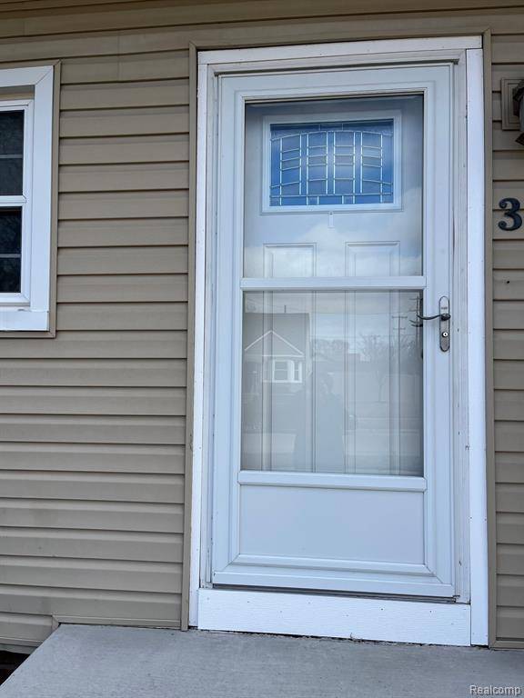 Wyandotte, MI 48192,3937 16th Street