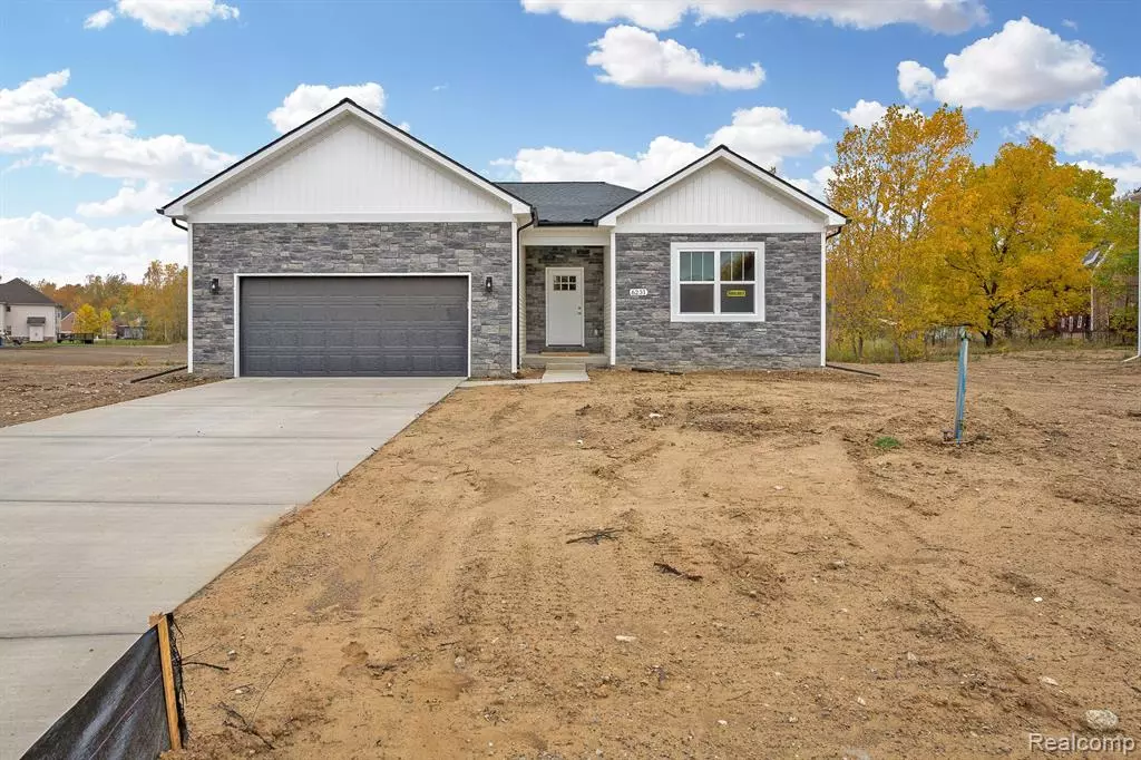 Grand Blanc Twp, MI 48439,10042 Santa Lucia Court
