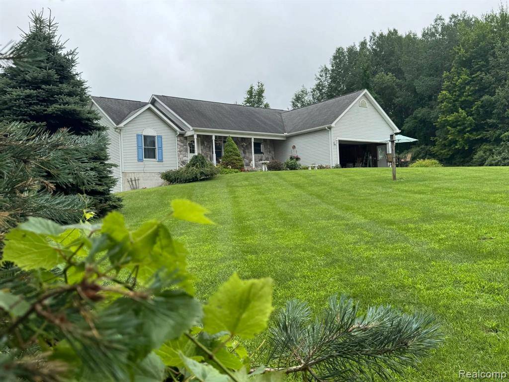 2509 E BLACKMORE Road, Dayton Twp, MI 48744