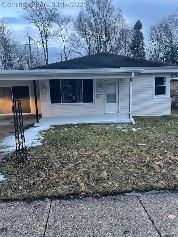 3040 ALVINA Avenue, Warren, MI 48091