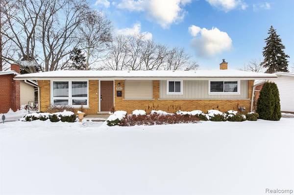 31162 EDGEWORTH Drive, Madison Heights, MI 48071