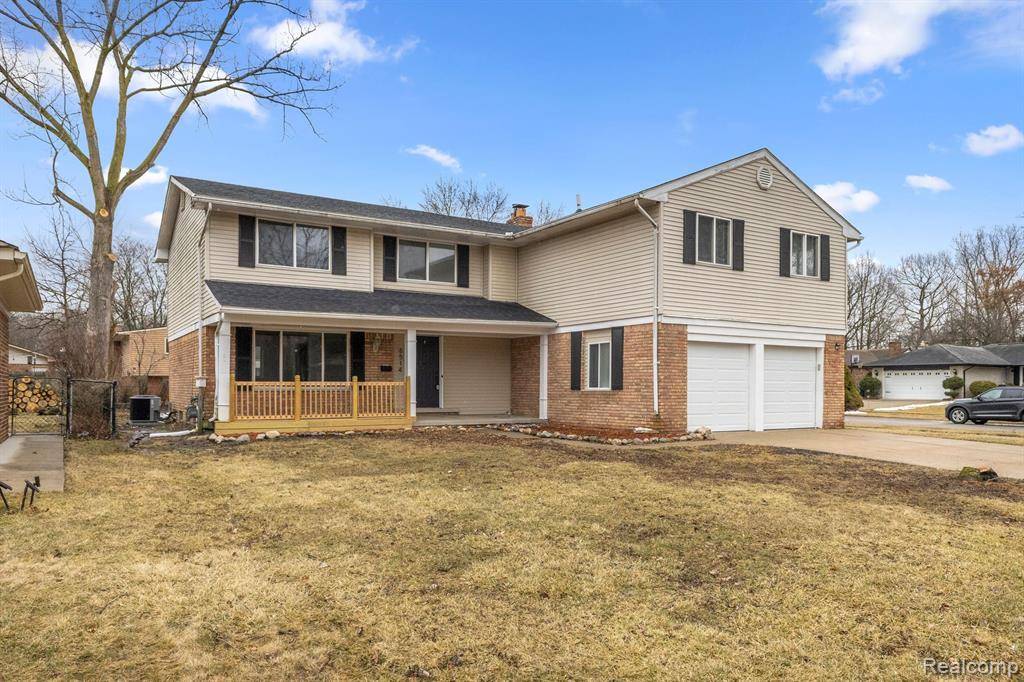 Canton Twp, MI 48187,6514 CARRIAGE HILLS Drive