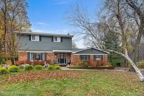 4781 PARVIEW Drive,  Independence Twp,  MI 48346
