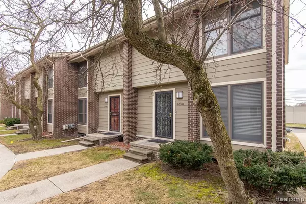 20949 SHERMAN Avenue, Southfield, MI 48033