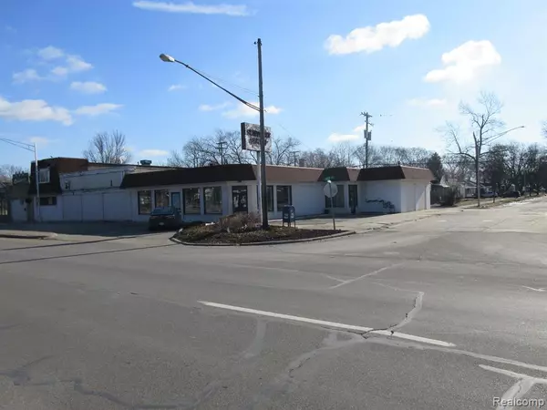 Detroit, MI 48225,19200 KELLY Road