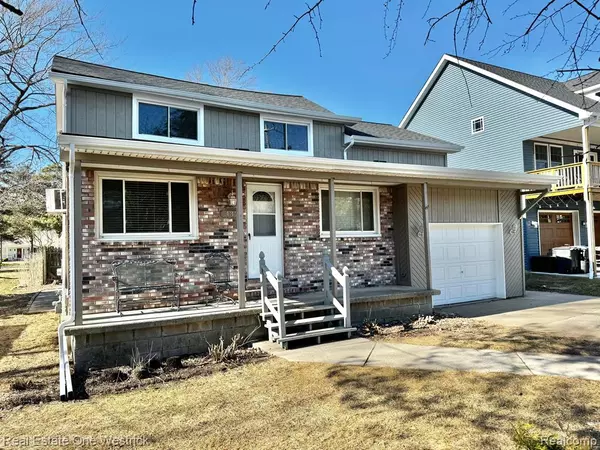 Algonac, MI 48001,432 Edgewater Drive