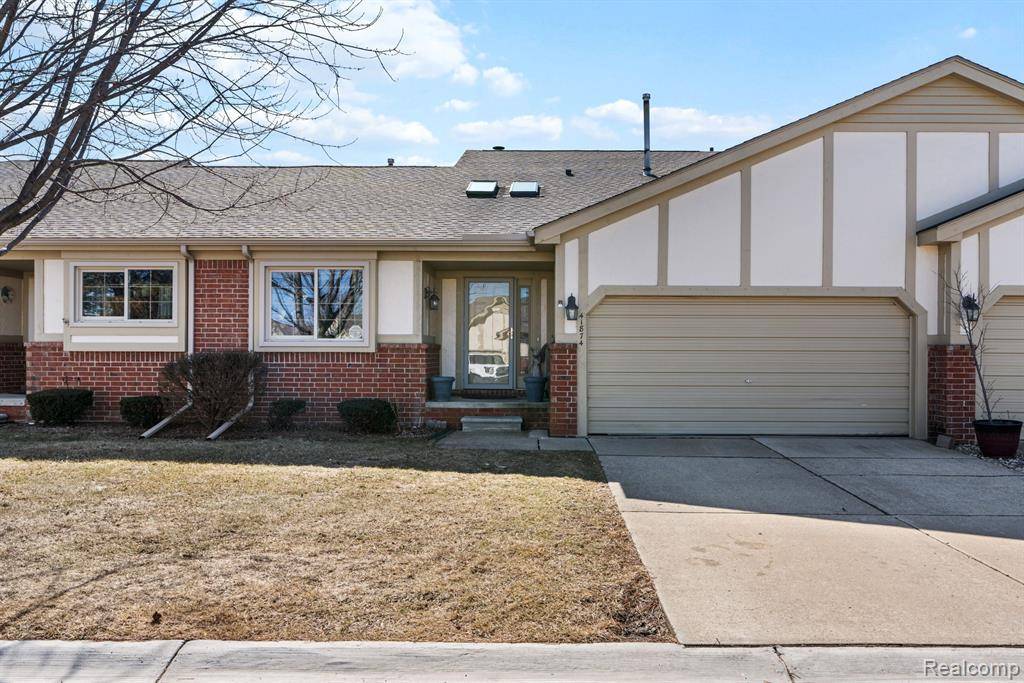 41874 BROOKVIEW Lane, Clinton Twp, MI 48038