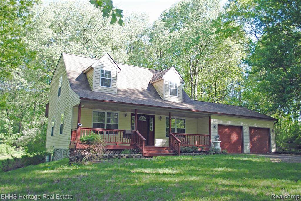 6637 CEDAR LAKE Road, Putnam Twp, MI 48169