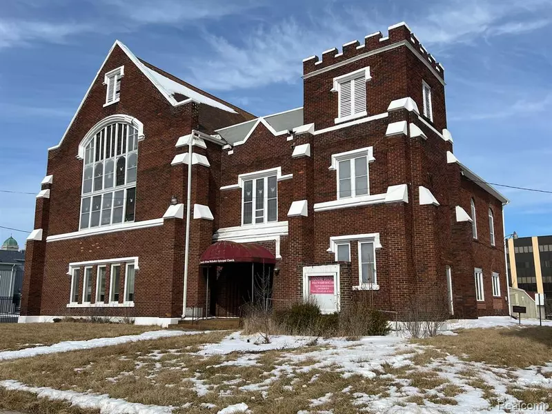 218 E FRANKLIN Street, Jackson, MI 49201