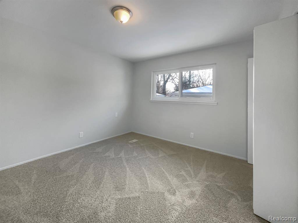Redford Twp, MI 48239,11421 BRADY