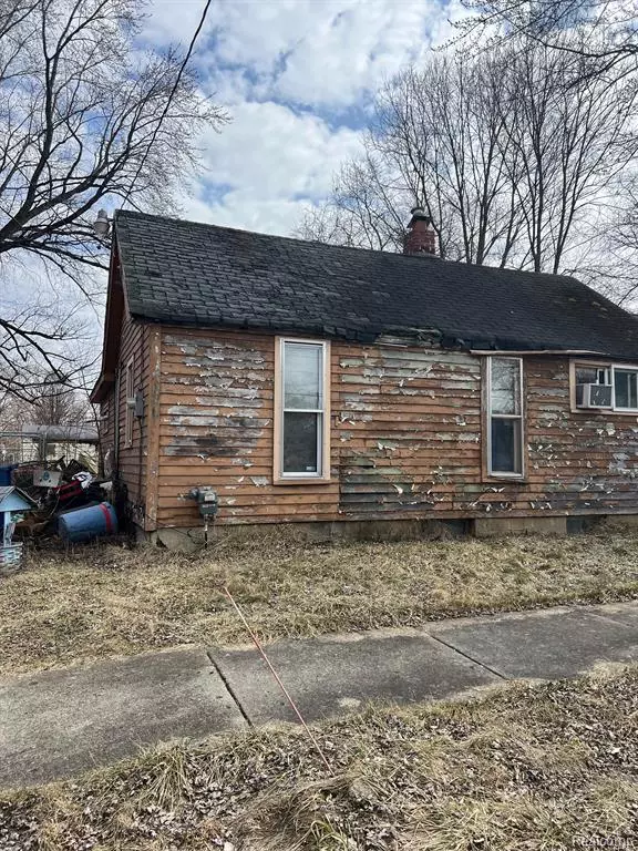 Flint, MI 48506,2401 KANSAS Avenue