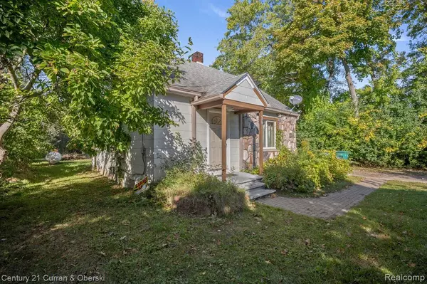 30 Earl, Auburn Hills, MI 48326