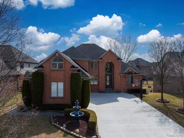 57474 STONEBRIAR Drive, Washington Twp, MI 48094