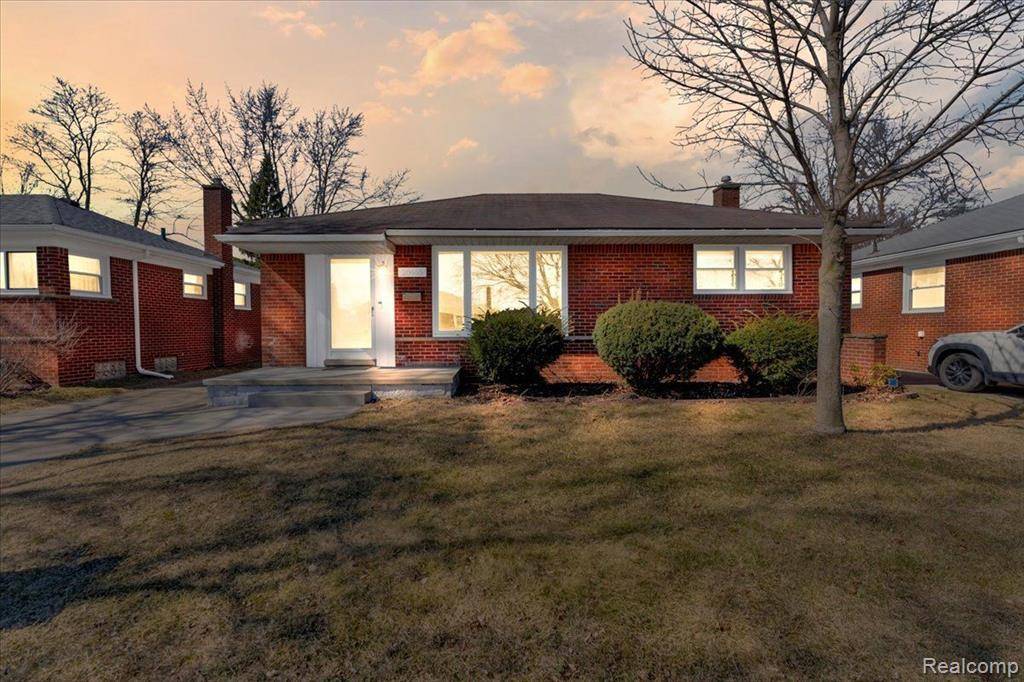 28655 DIESING Drive, Madison Heights, MI 48071