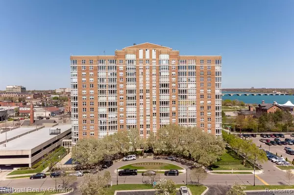 250 E HARBORTOWN Drive 303, Detroit, MI 48207