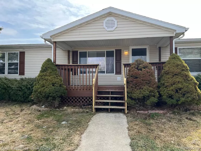 3740 Cross Creek, Dryden Twp, MI 48428