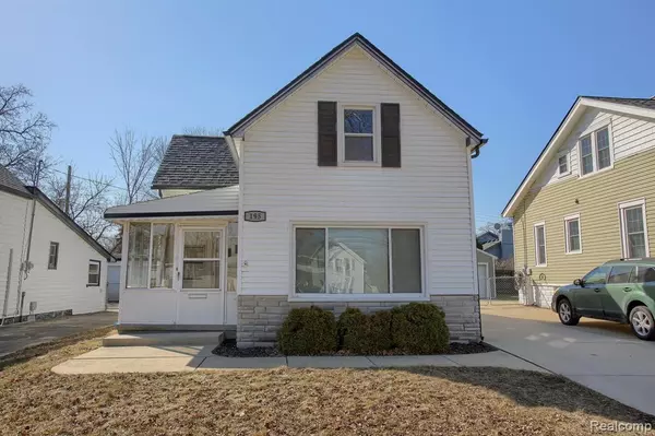 195 ROBERTSON Street, Mt. Clemens, MI 48043