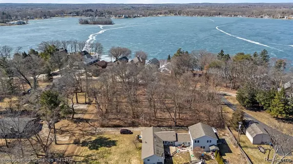 White Lake Twp, MI 48383,2455 RIDGE Road
